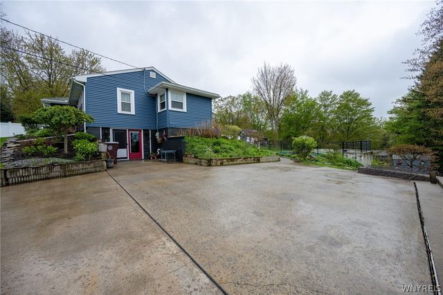 8766 Violet Parkway, Eden, NY 14057