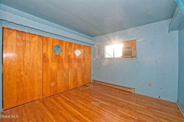 318 Chiswell Road, Schenectady, NY 12304