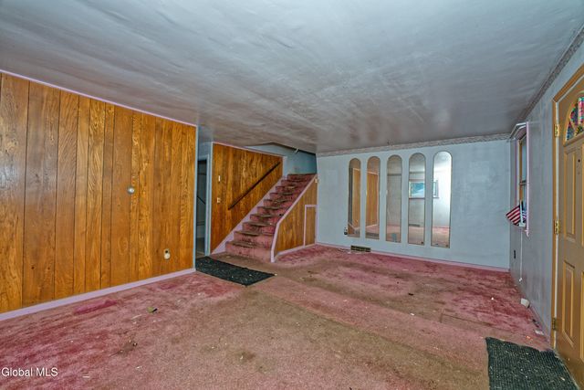 318 Chiswell Road, Schenectady, NY 12304