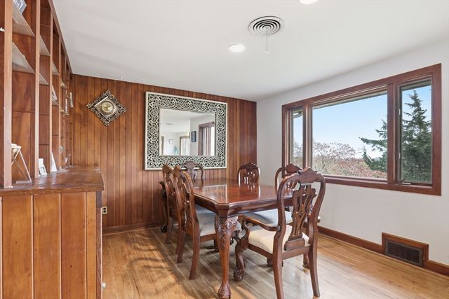 22 Burdett Rd, Lynn, MA 01904