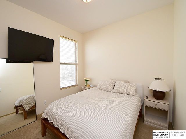 1409 N 208th Street, Elkhorn, NE 68022