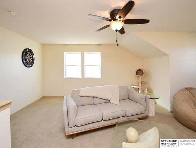 1409 N 208th Street, Elkhorn, NE 68022