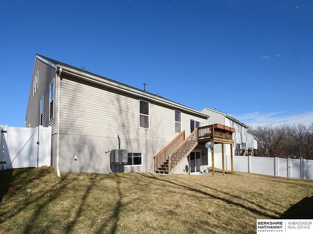 1409 N 208th Street, Elkhorn, NE 68022