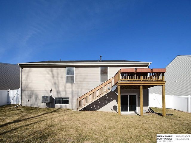 1409 N 208th Street, Elkhorn, NE 68022