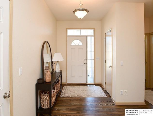 1409 N 208th Street, Elkhorn, NE 68022