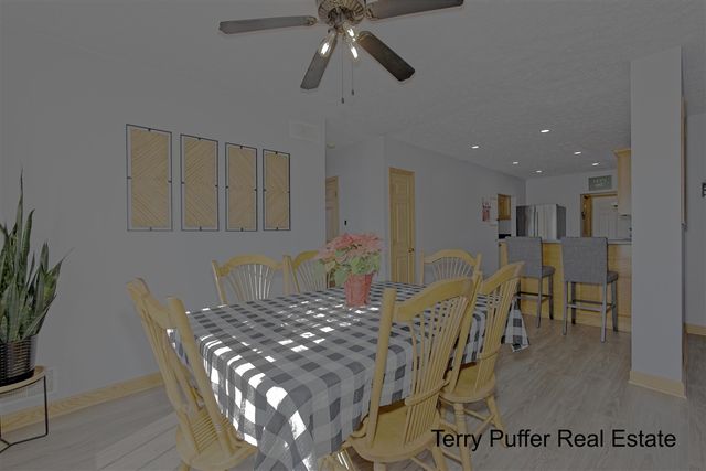 1497 W Grand River Avenue, Ionia, MI 48846