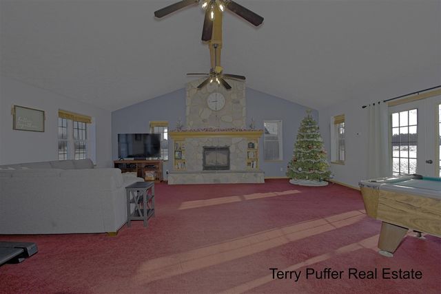 1497 W Grand River Avenue, Ionia, MI 48846