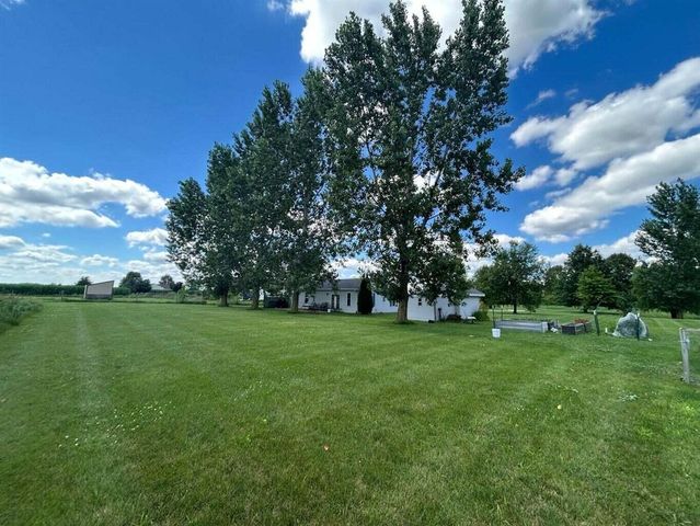 1497 W Grand River Avenue, Ionia, MI 48846