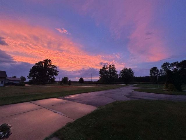 1497 W Grand River Avenue, Ionia, MI 48846