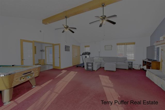 1497 W Grand River Avenue, Ionia, MI 48846