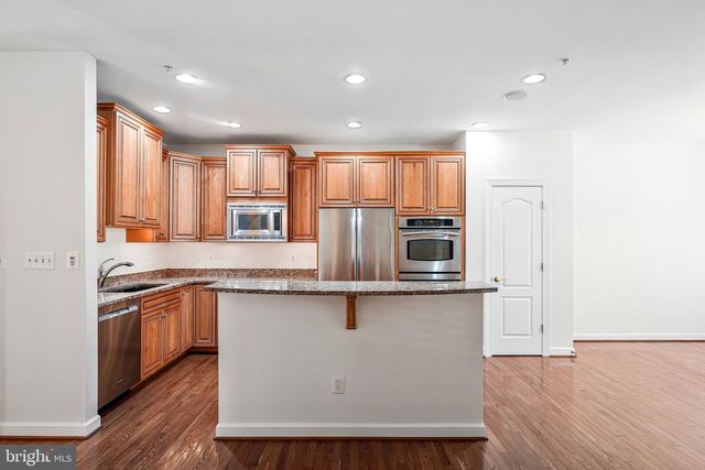 7720 SPOLETO LN, Mclean, VA 22102