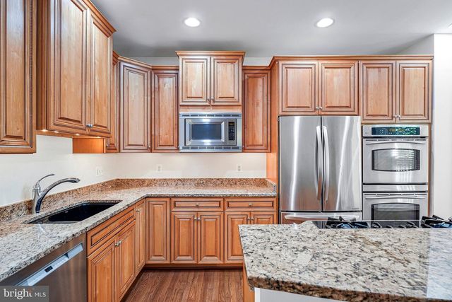 7720 SPOLETO LN, Mclean, VA 22102