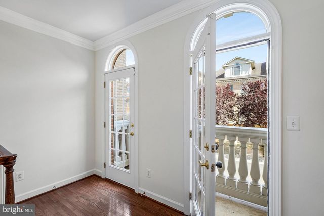7720 SPOLETO LN, Mclean, VA 22102