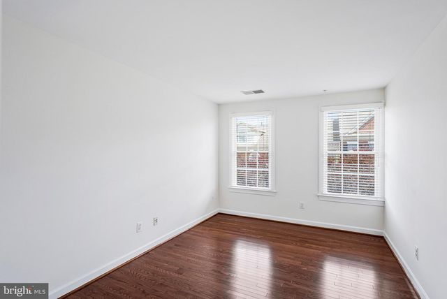 7720 SPOLETO LN, Mclean, VA 22102