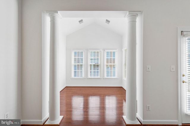 7720 SPOLETO LN, Mclean, VA 22102