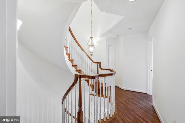 7720 SPOLETO LN, Mclean, VA 22102