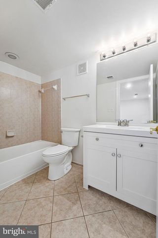 7720 SPOLETO LN, Mclean, VA 22102