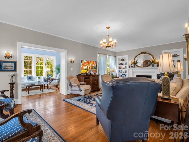 527 N Main Street, Rutherfordton, NC 28139