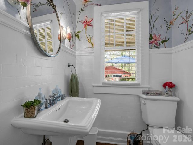 527 N Main Street, Rutherfordton, NC 28139
