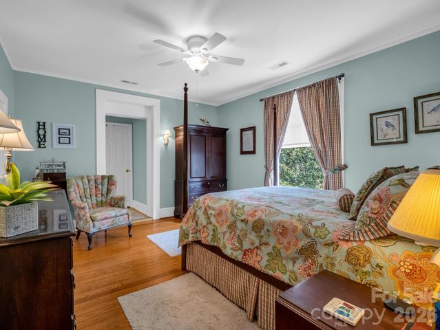 527 N Main Street, Rutherfordton, NC 28139