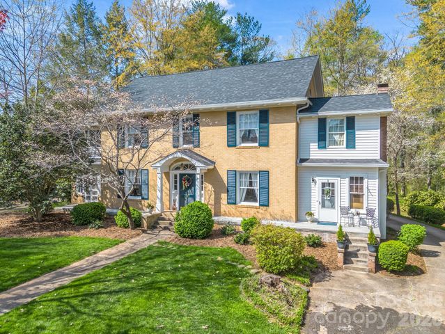 527 N Main Street, Rutherfordton, NC 28139