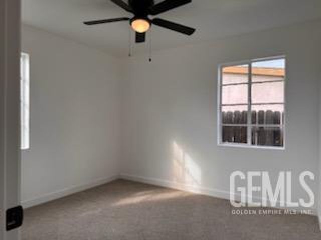 101 Griffiths Street, Bakersfield, CA 93309