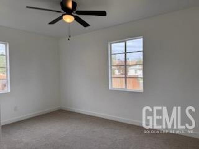 101 Griffiths Street, Bakersfield, CA 93309