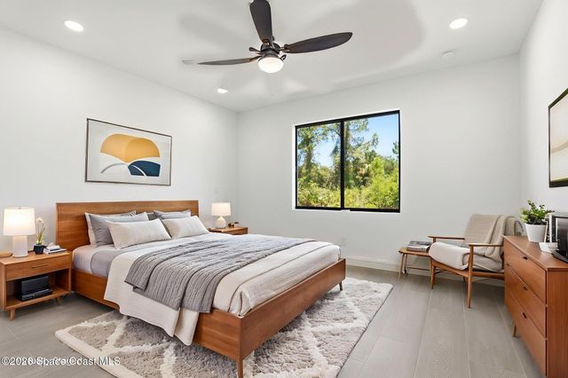 889 Reading Street SE, Palm Bay, FL 32909