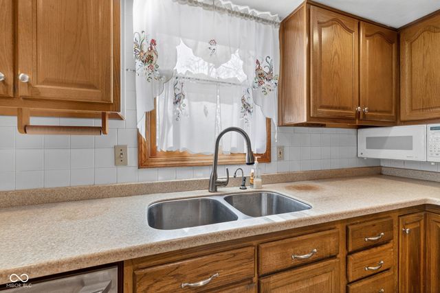 191 E Lakeview Drive, Nineveh, IN 46164