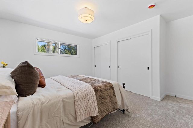 831 W Riverview DRIVE, Glendale, WI 53209