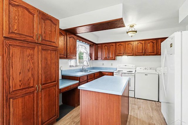 4641 Hepburn Drive, Saginaw Twp, MI 48603