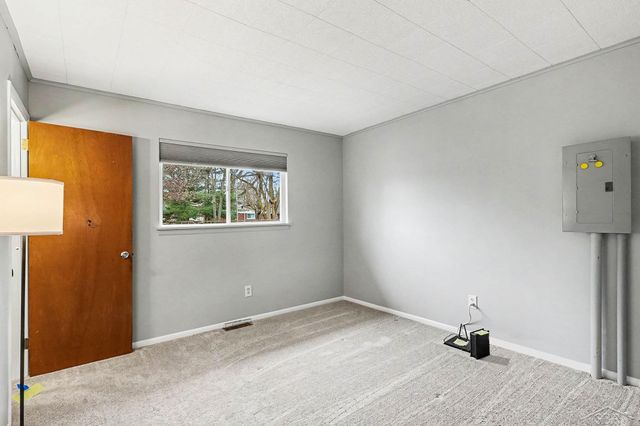 4641 Hepburn Drive, Saginaw Twp, MI 48603