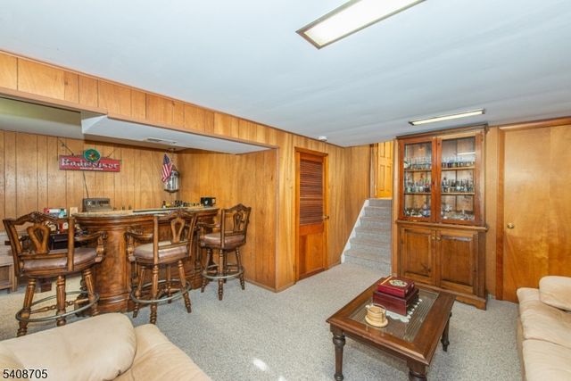 4 George St, Roxbury Twp., NJ 07876