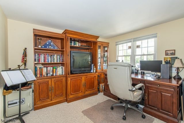 4 George St, Roxbury Twp., NJ 07876