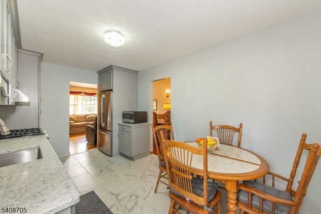 4 George St, Roxbury Twp., NJ 07876