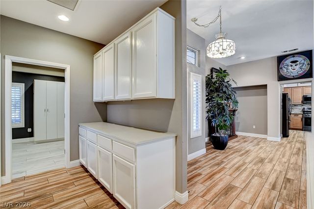 2629 Hanging Rock Drive, Las Vegas, NV 89134