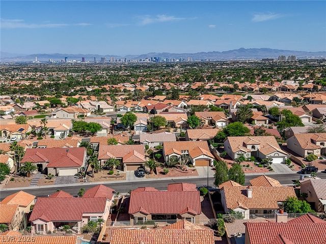 2629 Hanging Rock Drive, Las Vegas, NV 89134