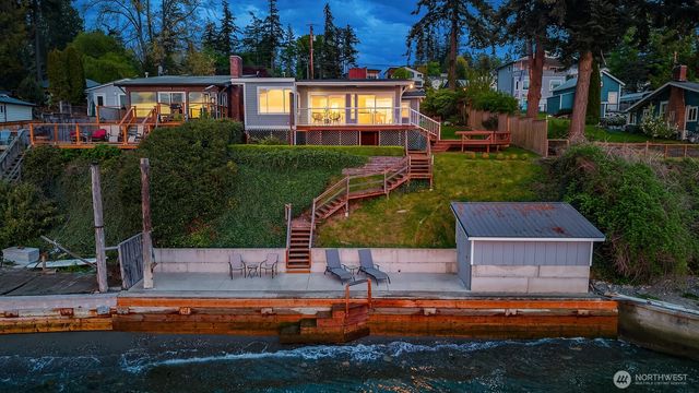 19312 Soundview Drive NW, Stanwood, WA 98292
