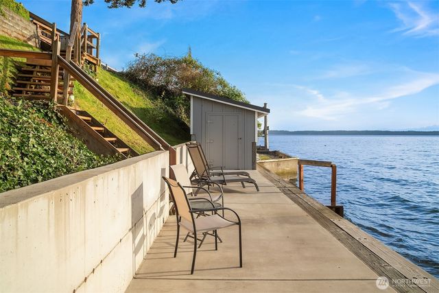 19312 Soundview Drive NW, Stanwood, WA 98292