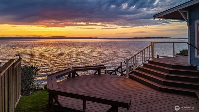 19312 Soundview Drive NW, Stanwood, WA 98292