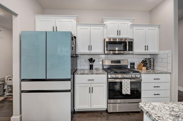 854 E Acacia Lane, Nixa, MO 65714