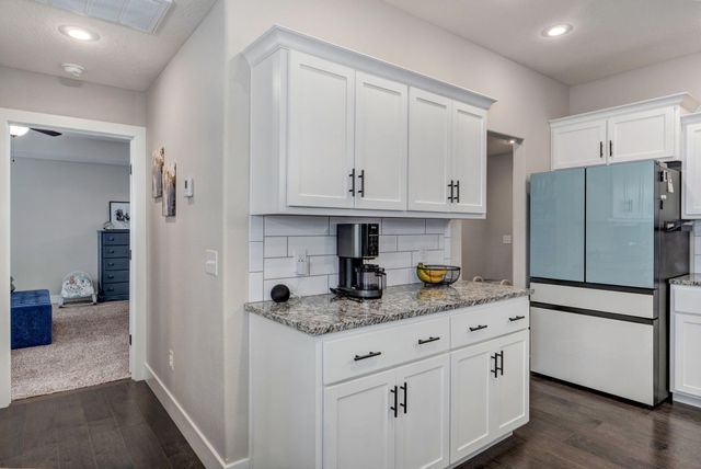 854 E Acacia Lane, Nixa, MO 65714