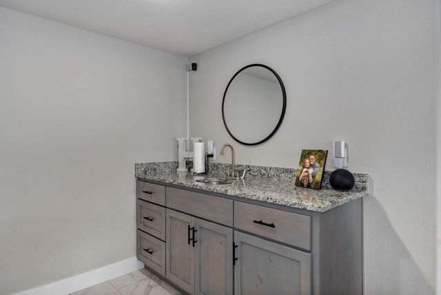 854 E Acacia Lane, Nixa, MO 65714