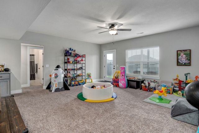 854 E Acacia Lane, Nixa, MO 65714