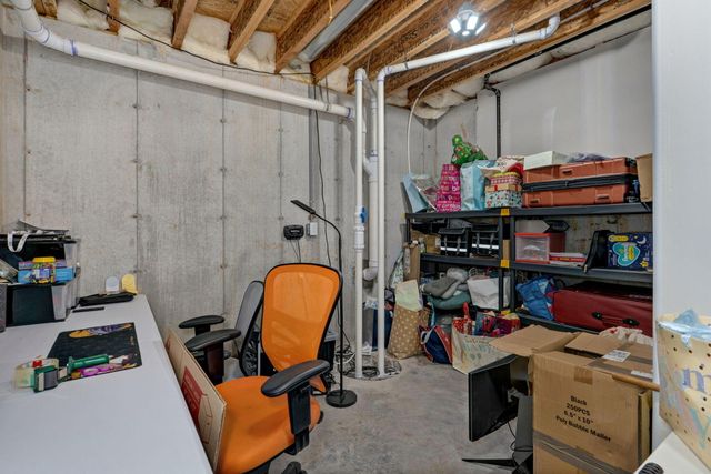 854 E Acacia Lane, Nixa, MO 65714