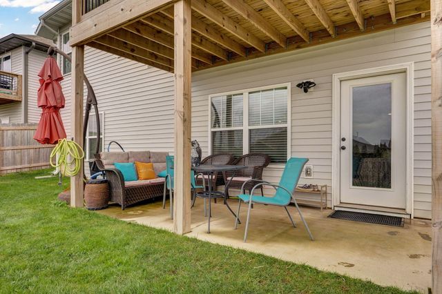 854 E Acacia Lane, Nixa, MO 65714