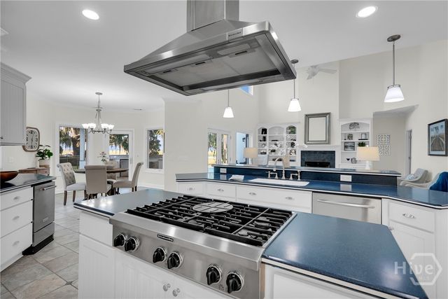 33 Penrose Drive, Savannah, GA 31410