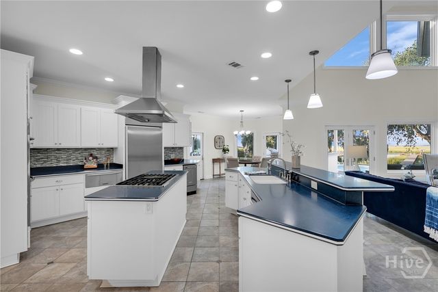 33 Penrose Drive, Savannah, GA 31410