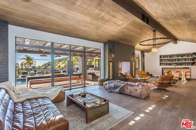 1707 Rising Glen Road, Los Angeles, CA 90069
