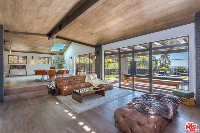 1707 Rising Glen Road, Los Angeles, CA 90069